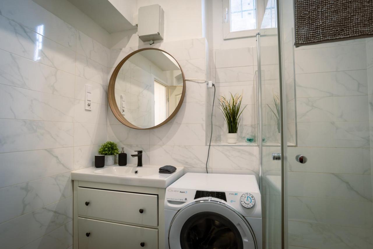 Casa Wesselenyi - Cosy Apartments In The City Center Budapest Luaran gambar